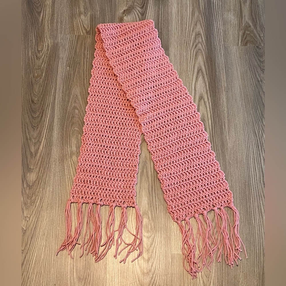 Hand Crochet Knitted Fringe Pink Scarf 1970’s